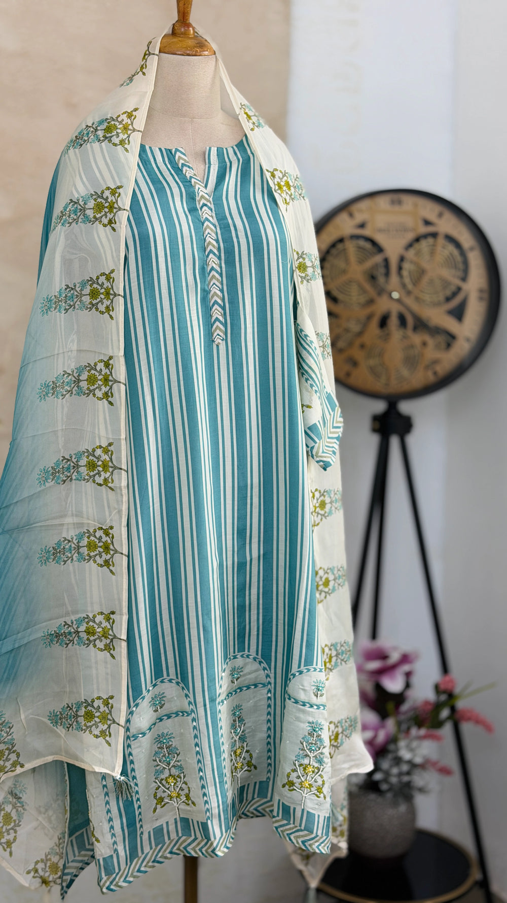 Teal Breeze